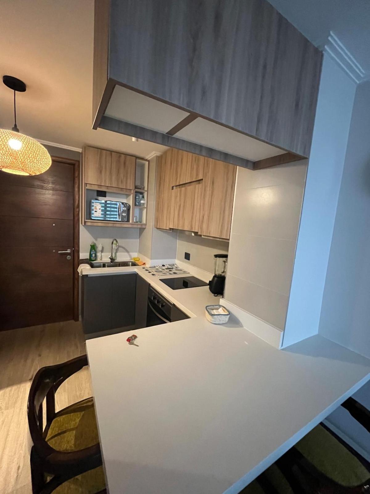 Apartamento Luminoso Departamento En Con Piscina Climatizada *